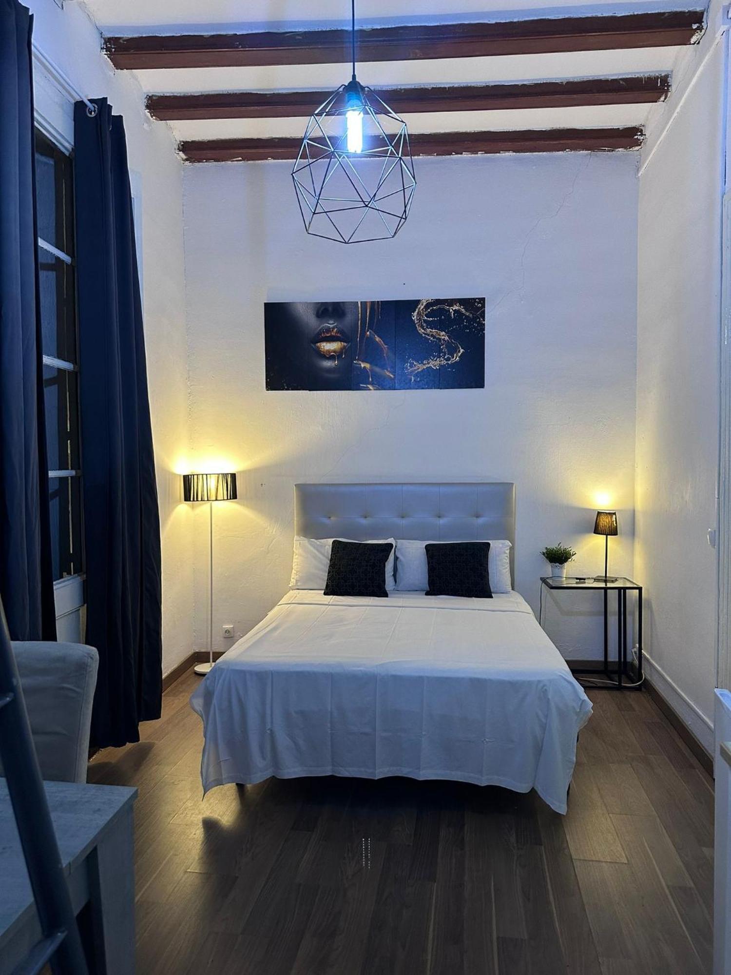 Central Cozy Suite Barcelona Bagian luar foto
