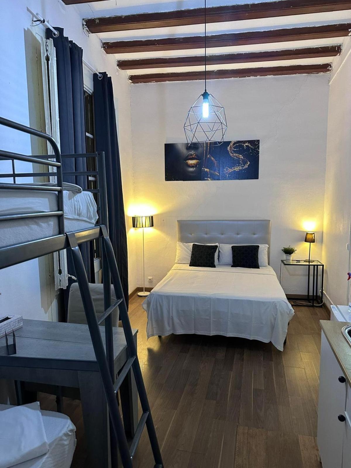 Central Cozy Suite Barcelona Bagian luar foto