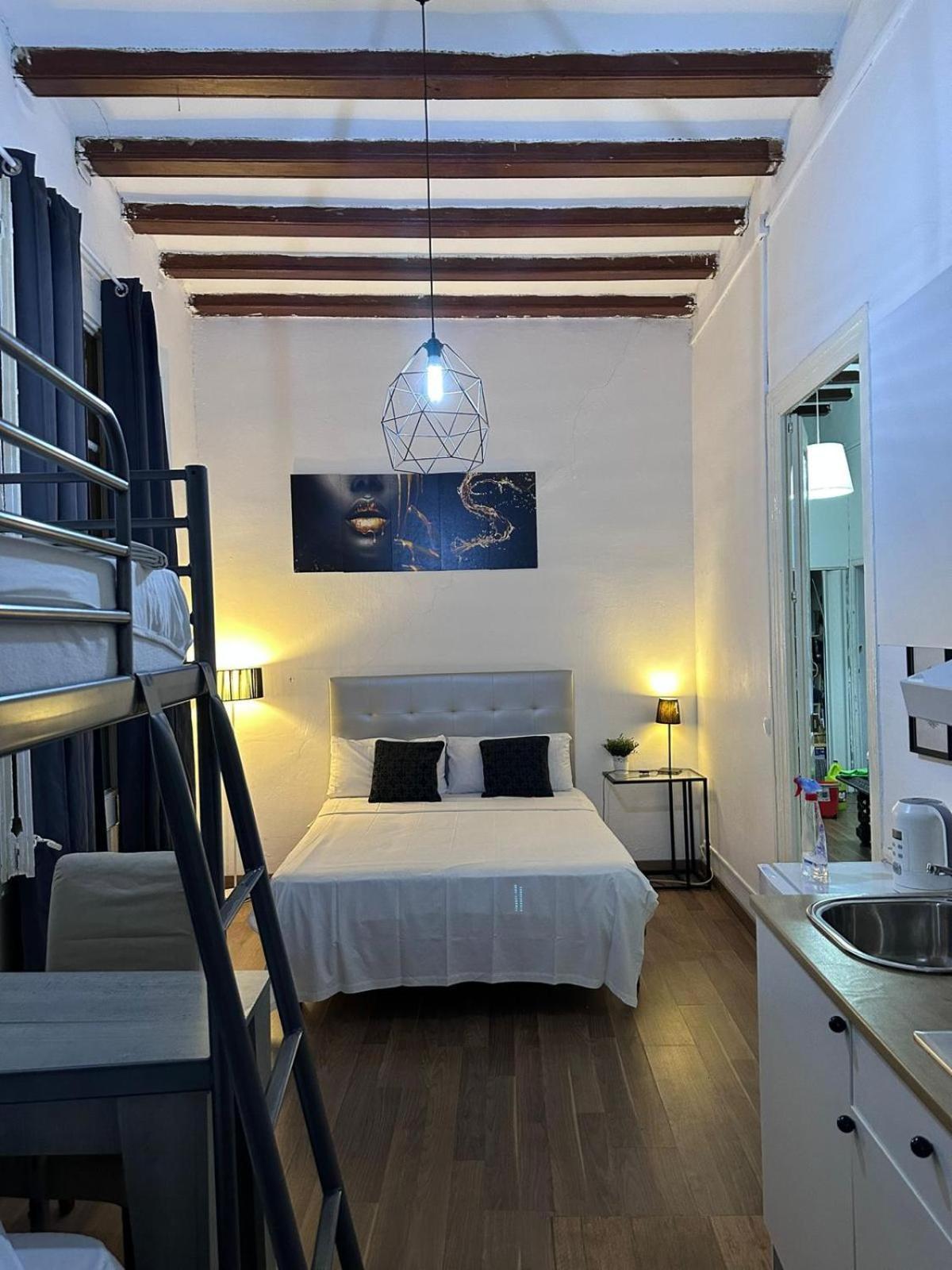 Central Cozy Suite Barcelona Bagian luar foto